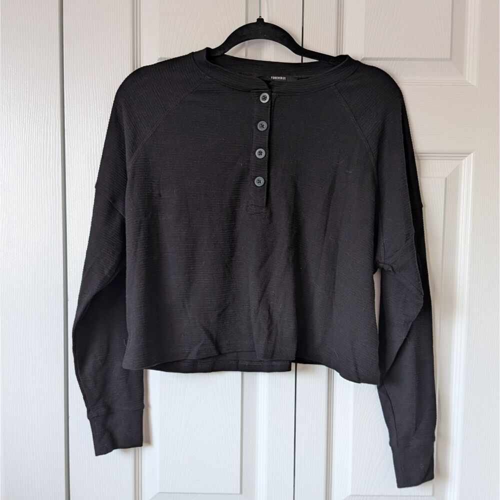 Forever 21 Casual Black Long Sleeve Top Small Grunge Urban Rock Hipster